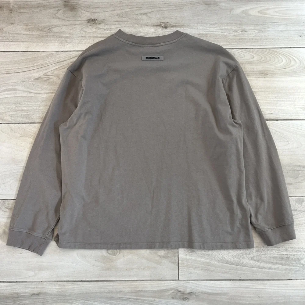 AUTH FOG Fear Of God Essentials Grey Long Sleeve T-Shirt Men XL X Large - Picture 4 of 5